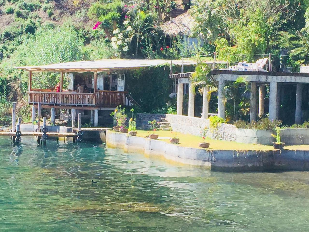Lake Front Cabin At Los Elementos Santa Cruz La Laguna Exterior photo